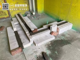 万科里