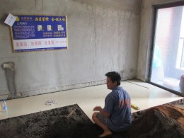 江川悦城铺砖